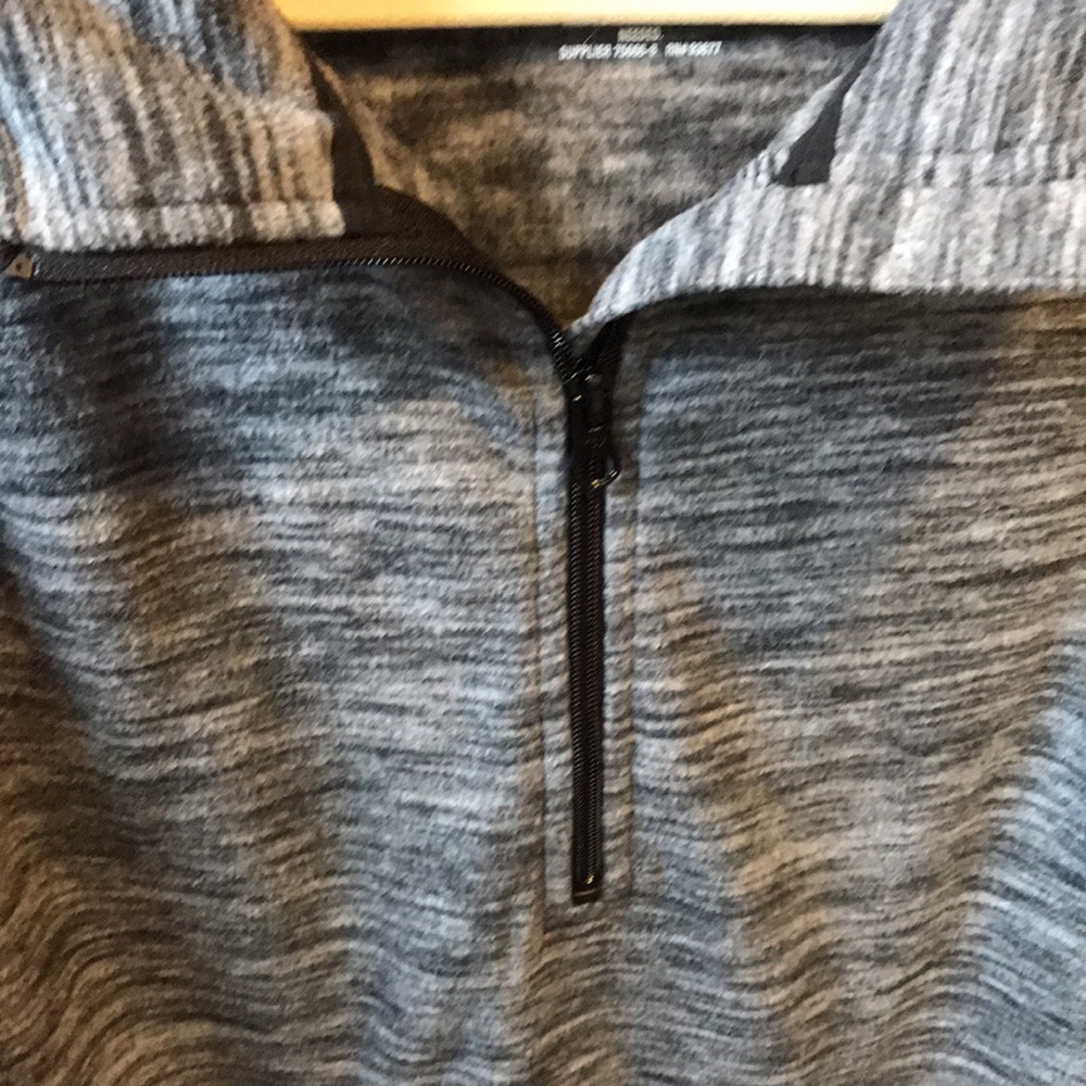 Quarter zip pullover🍁🍂 - Picture 3 of 5